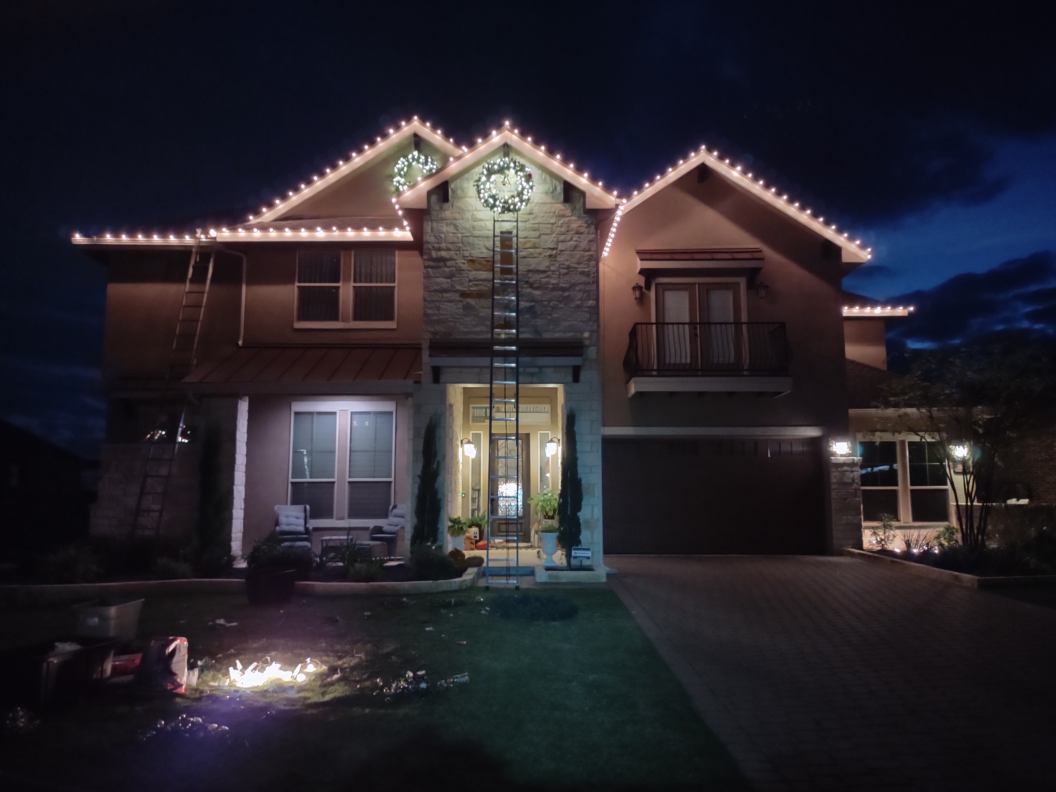 austin christmas light installation, christmas lights austin, christmas light installers, austin tx, christmas light installation